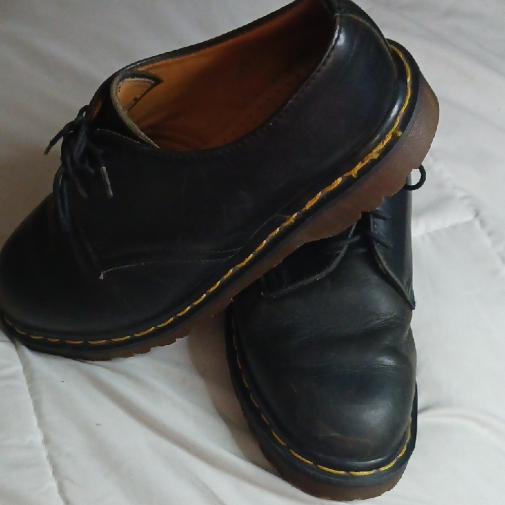 Dr. Martens Black Leather Oxfords with Air-Cushioned Sole